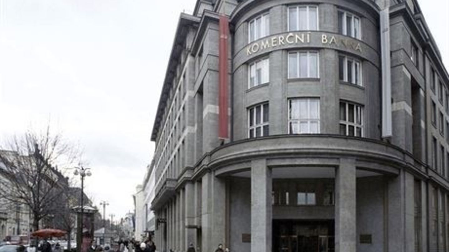 Komerční banka prodala své sídlo v Praze